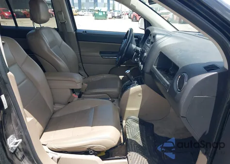 2013 Jeep Compass Limited из США, поврежденный, VIN 1C4NJDCBXDD215083